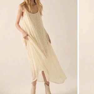 Promesa Cream Lace Midi Dress